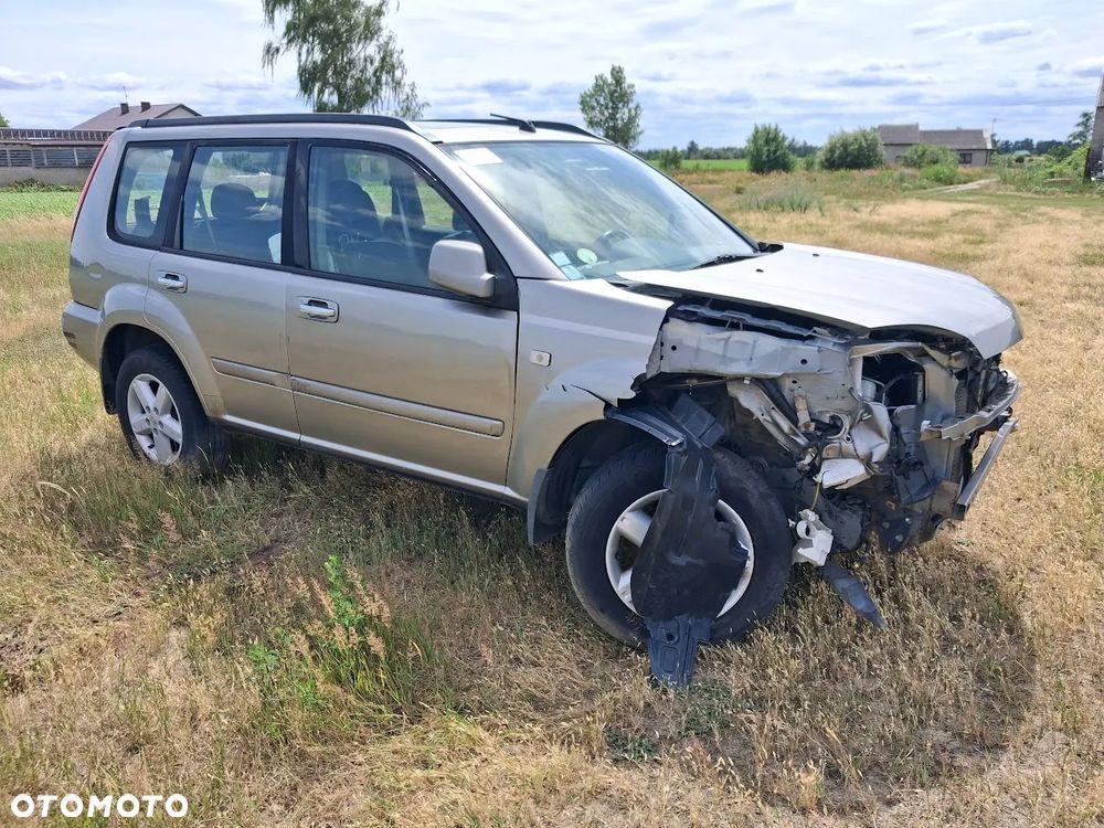 Nissan X-Trail 2.5 4x4 Elegance - 3
