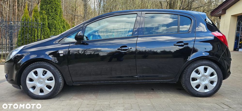 Opel Corsa 1.4 16V Edition 111 Jahre - 3