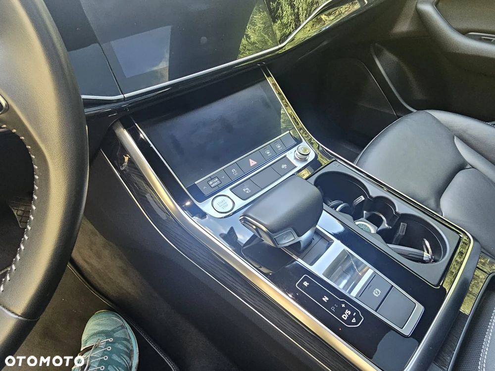 Audi Q8 55 TFSI mHEV Quattro Tiptronic - 10