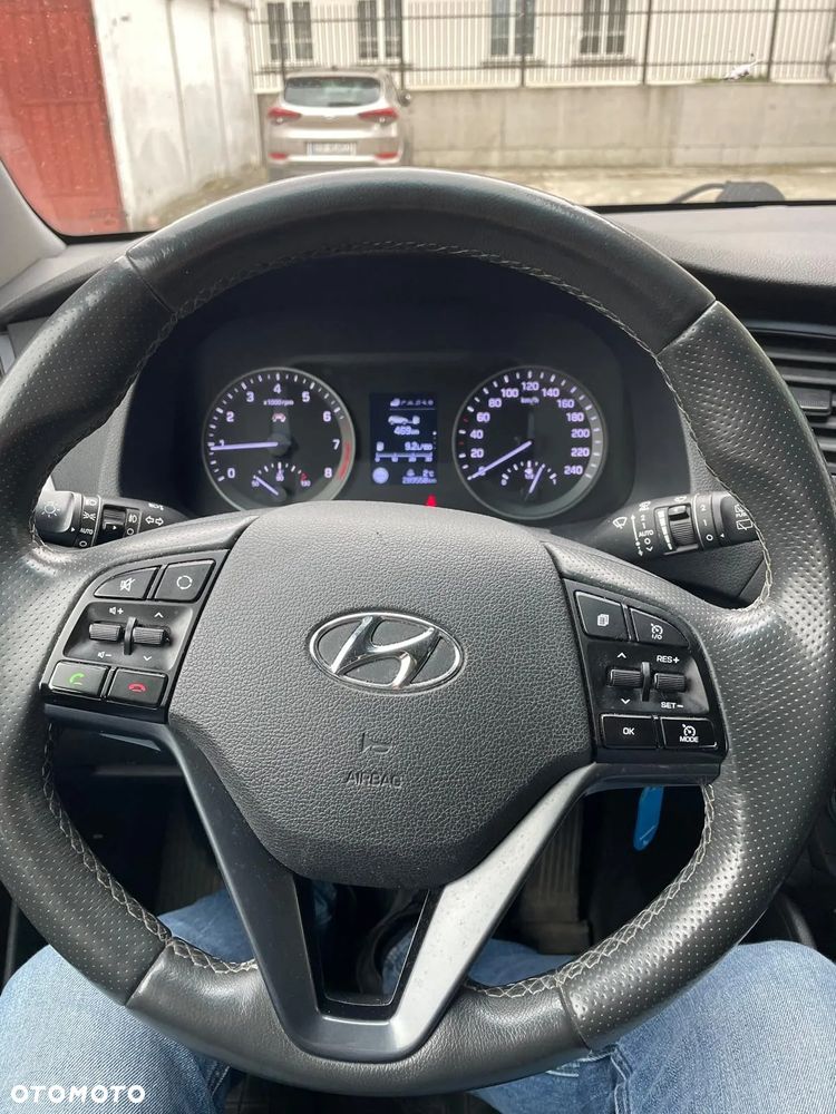 Hyundai Tucson - 6