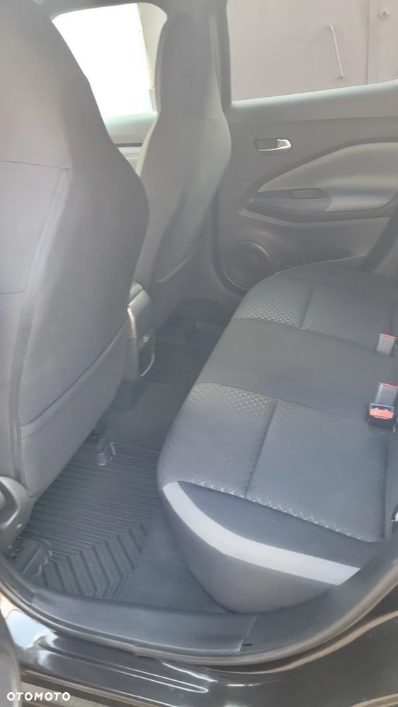 Nissan Juke 1.0 DIG-T N-Connecta DCT - 12