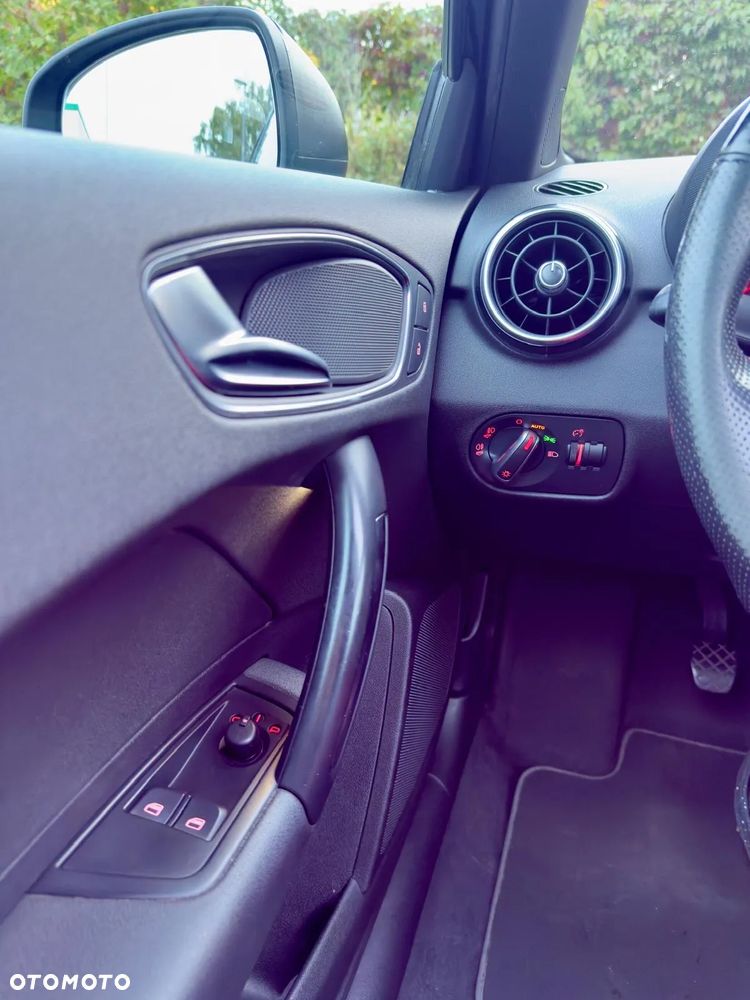 Audi A1 1.6 TDI S line edition - 9