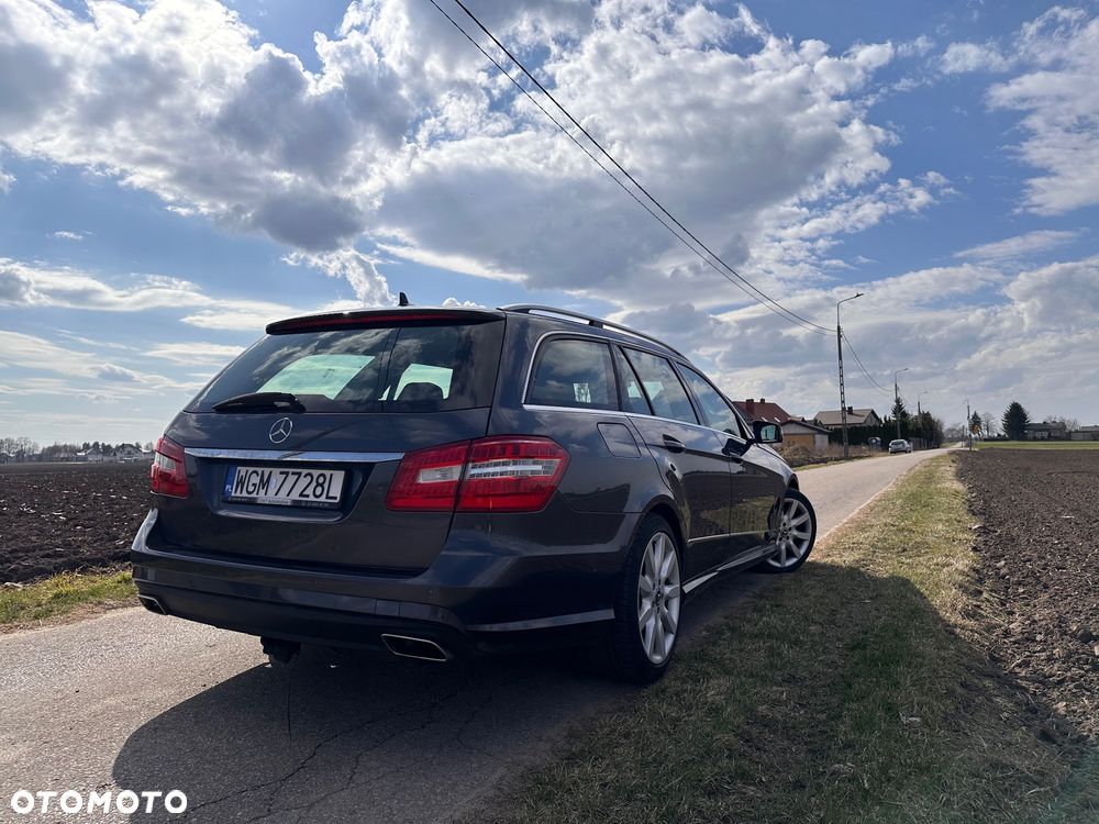 Mercedes-Benz Klasa E 350 CDI BlueEff Avantgarde - 3