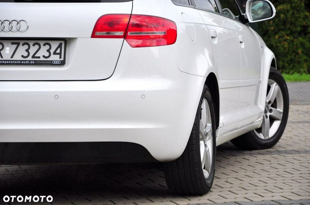 Audi A3 Sportback - 17