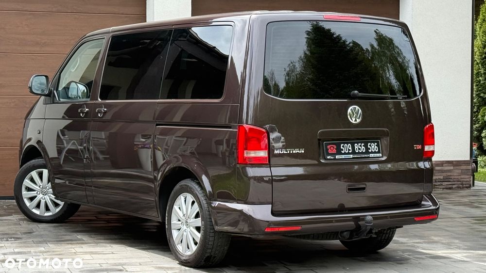Volkswagen Multivan - 22