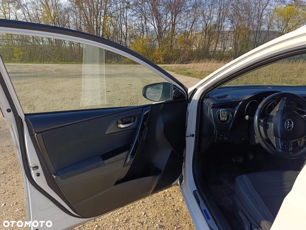 Toyota Auris 1.8 VVT-i Automatik Cool - 9