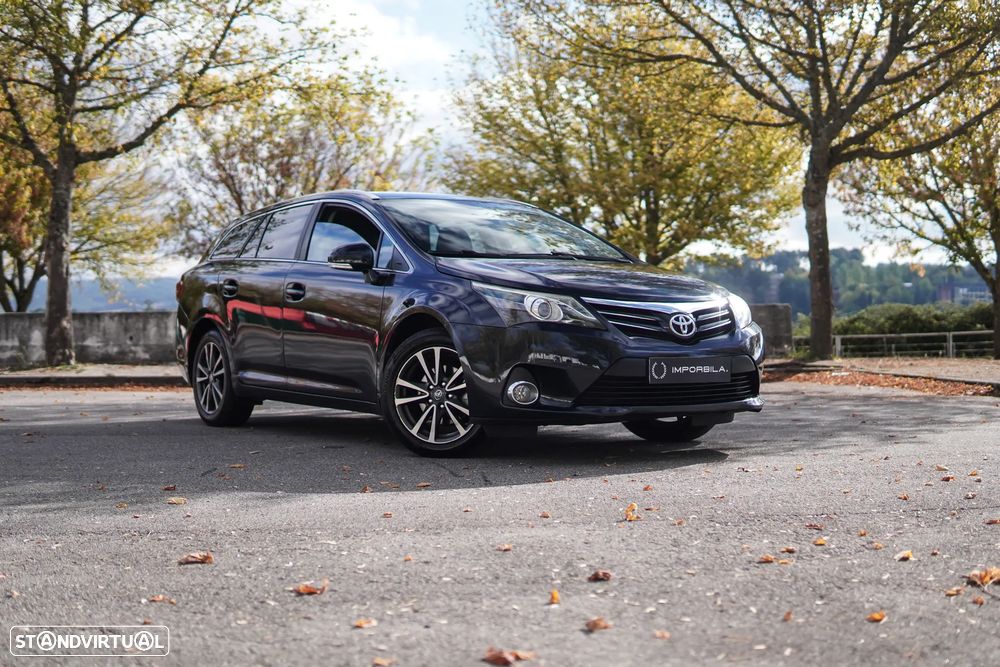 Toyota Avensis SW - 19