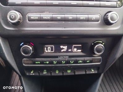 Skoda RAPID 1.2 TSI Ambition Green tec - 23