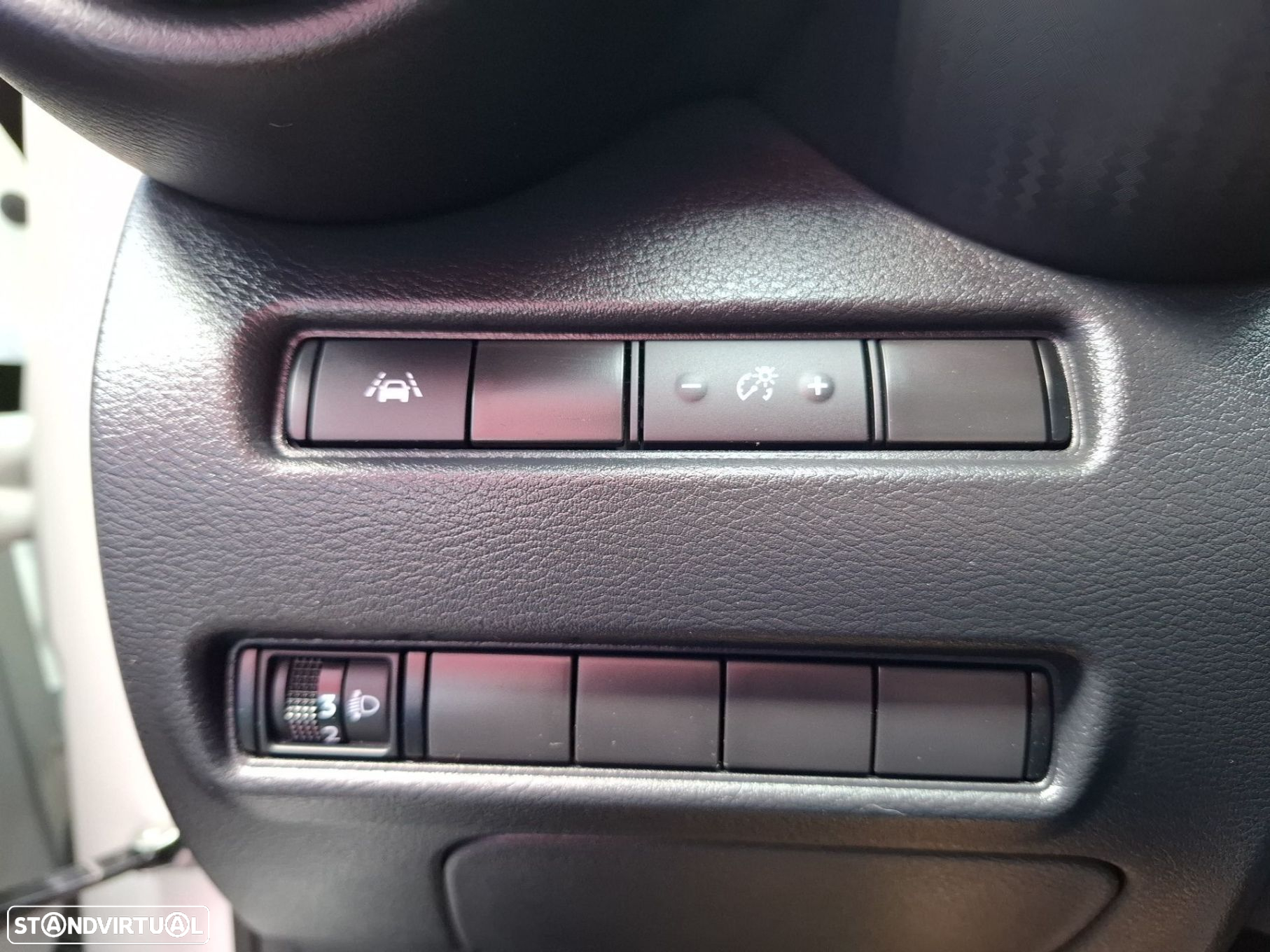 Nissan Juke 1.6 Hybrid N-Design Silver - 20