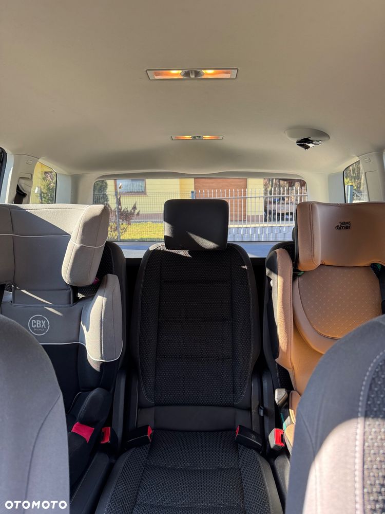 Volkswagen Touran 1.2 TSI BlueMot Comfortline - 21