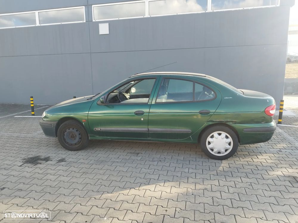 Renault Mégane Classic 1.9 dTI RXE AC - 3