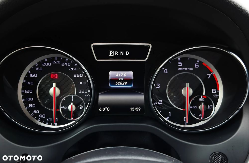 Mercedes-Benz GLA AMG 45 4-Matic - 16