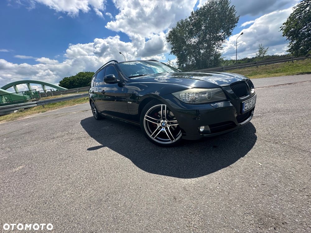BMW Seria 3 320i - 1