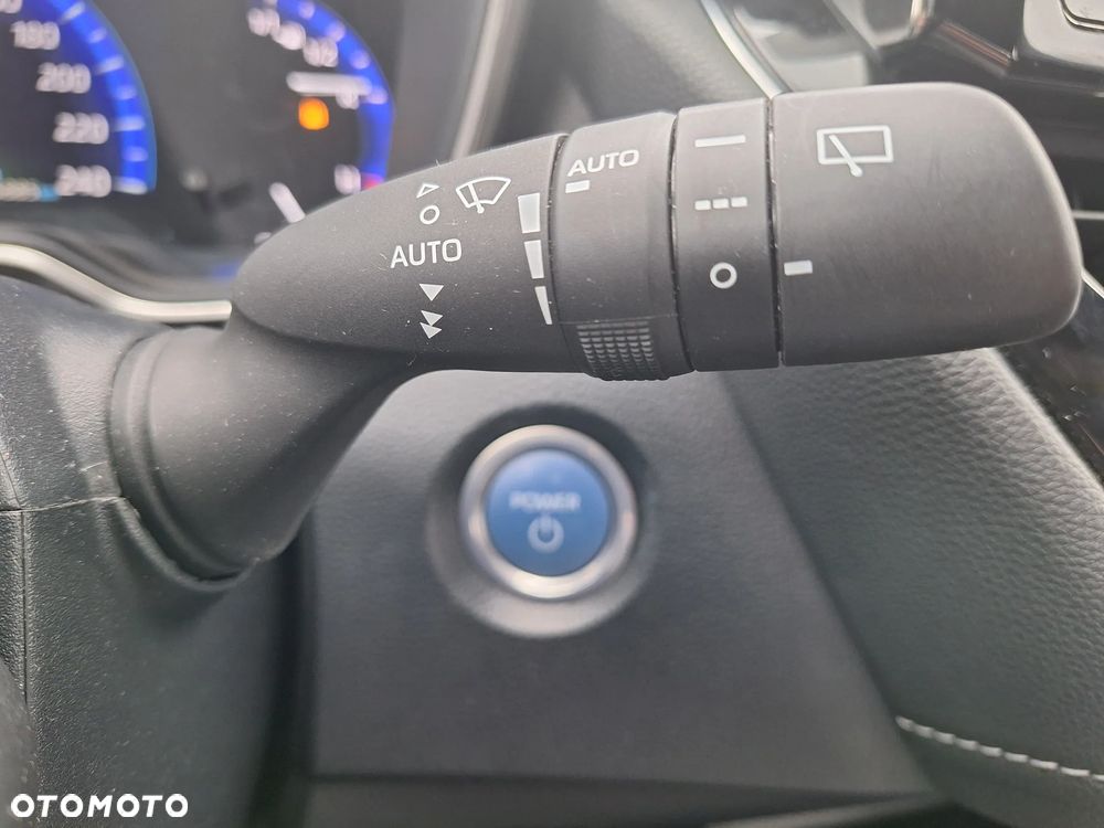 Toyota Corolla 1.8 Hybrid Comfort - 23