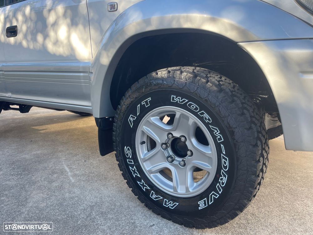Toyota Land Cruiser Prado - 12