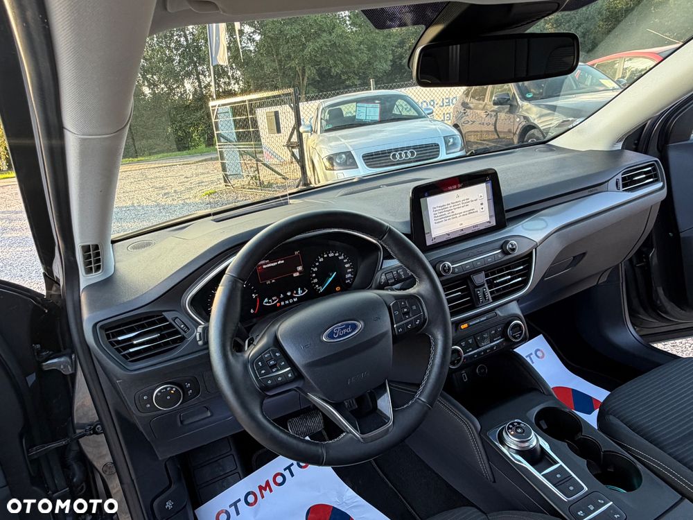 Ford Focus 1.5 EcoBlue STart-Stopp-System TITANIUM X - 15
