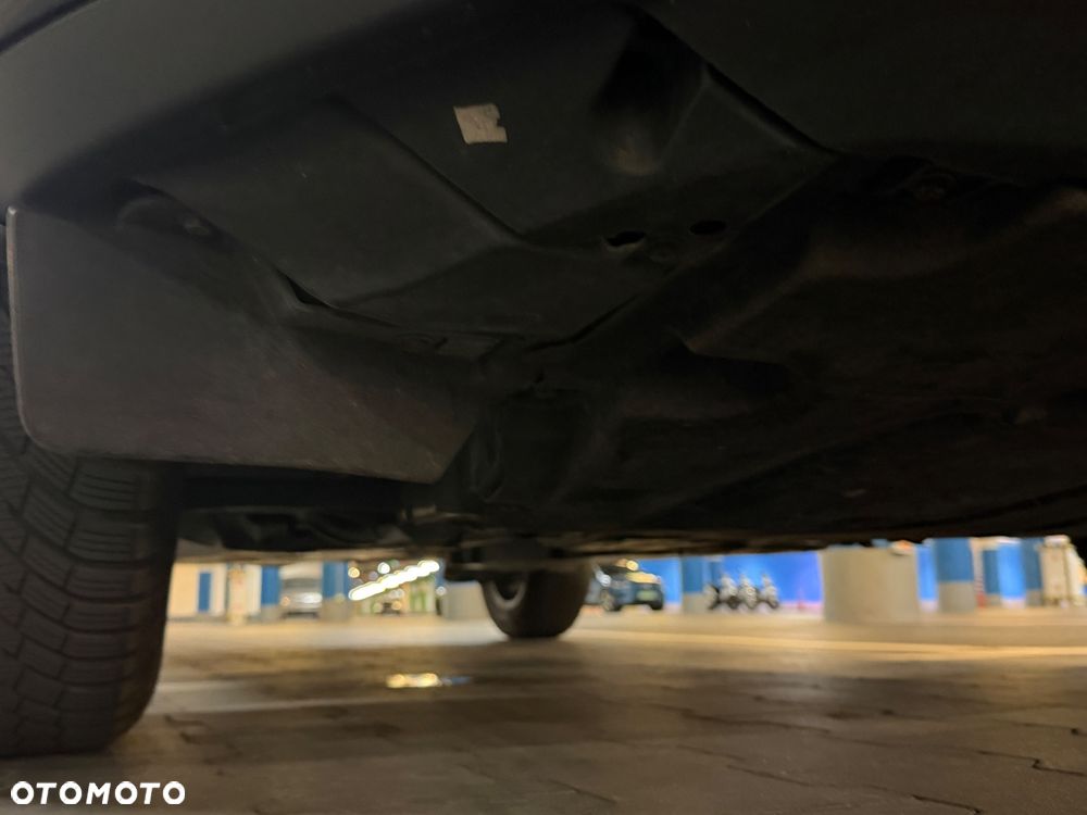 Toyota Yaris Cross Hybrid 1.5 Comfort - 28