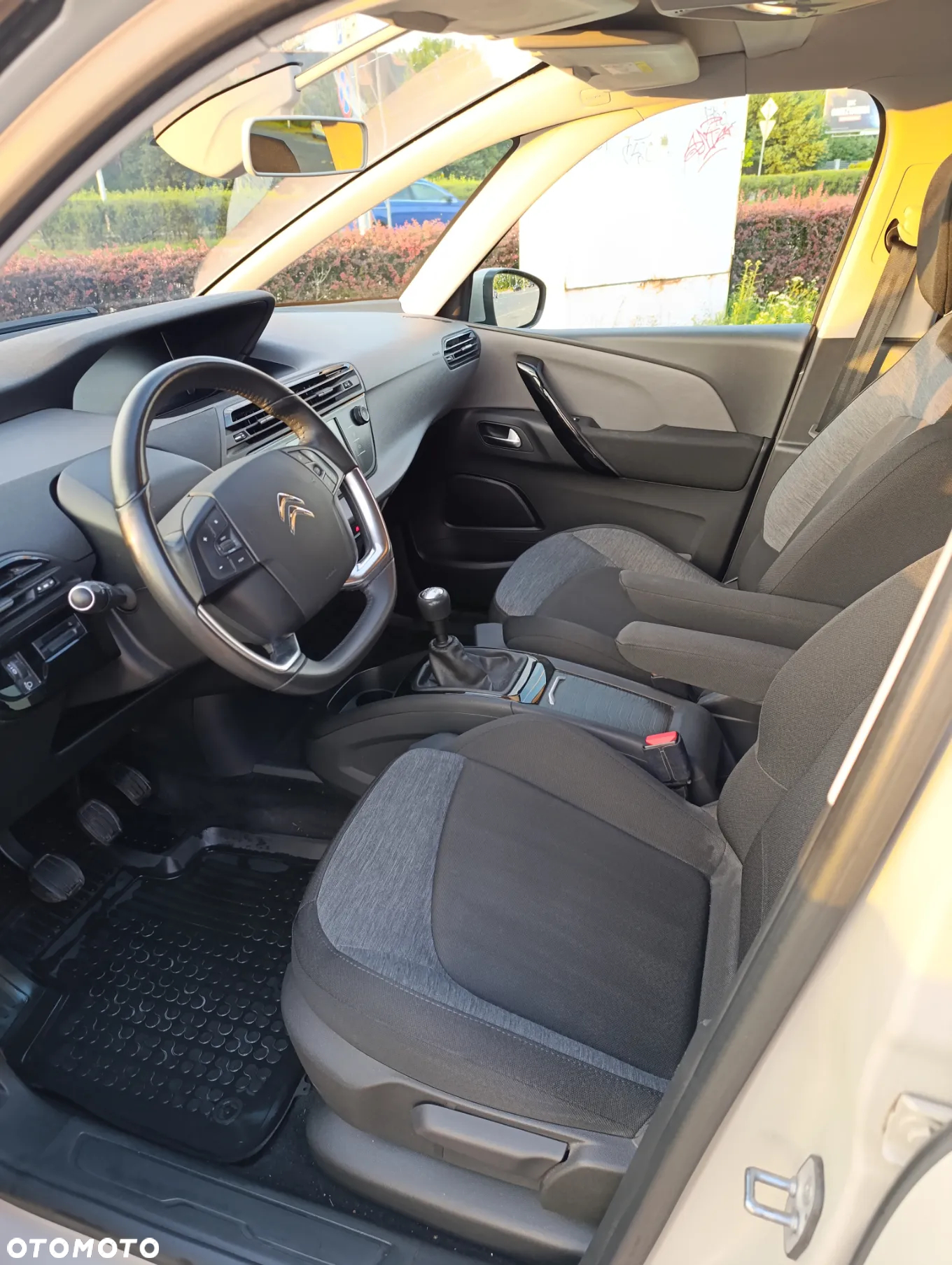 Citroën C4 Picasso 1.2 PureTech MoreLife S&S - 11