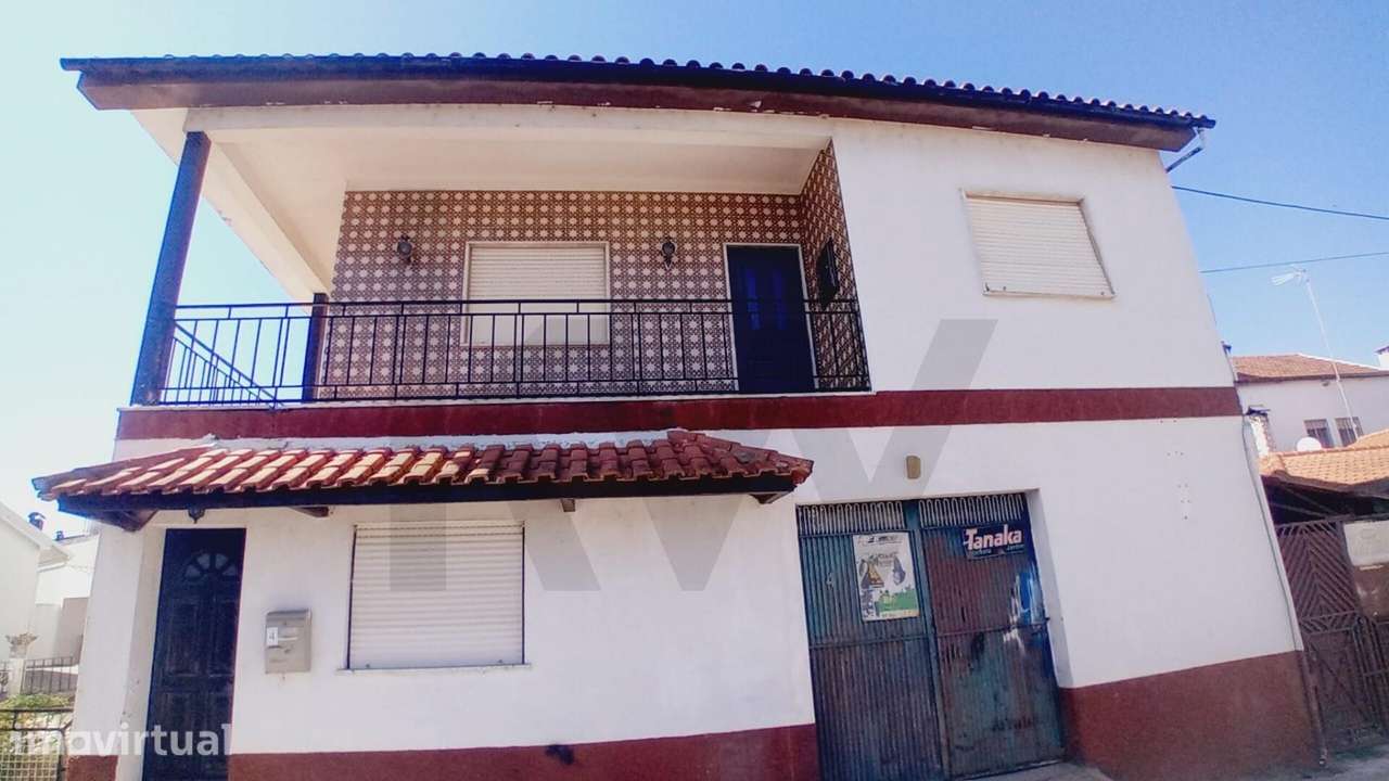Moradia T4 com Armazém e Terreno Rústico – Paleão, Soure - Grande imagem: 2/31
