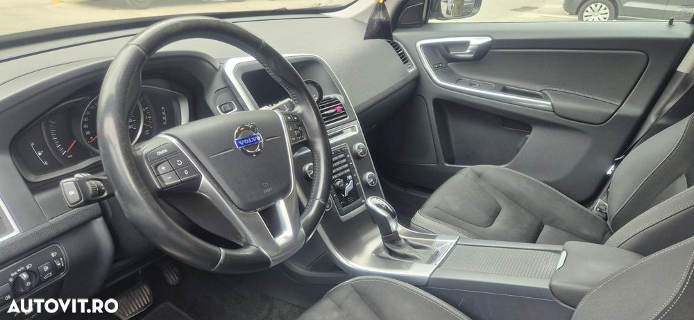 Volvo XC 60 D3 Geartronic Kinetic - 12