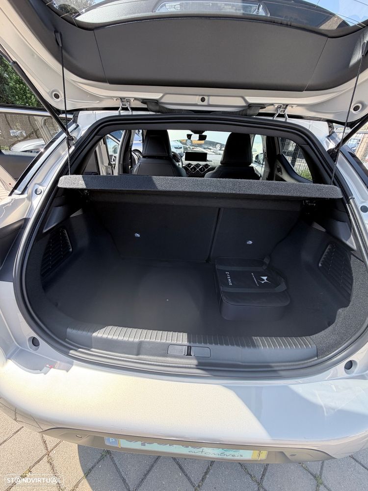 DS DS3 E-Tense Performance Line + - 23