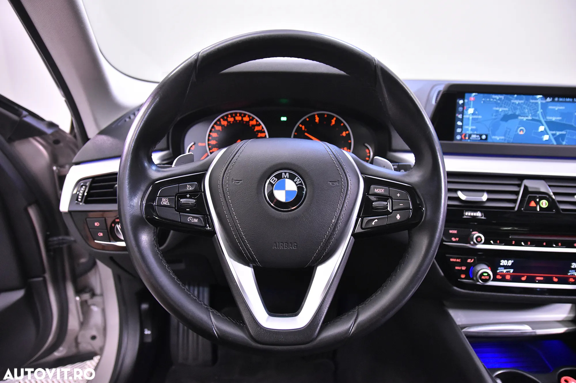BMW Seria 5 525d Touring Aut. Sport Line - 16