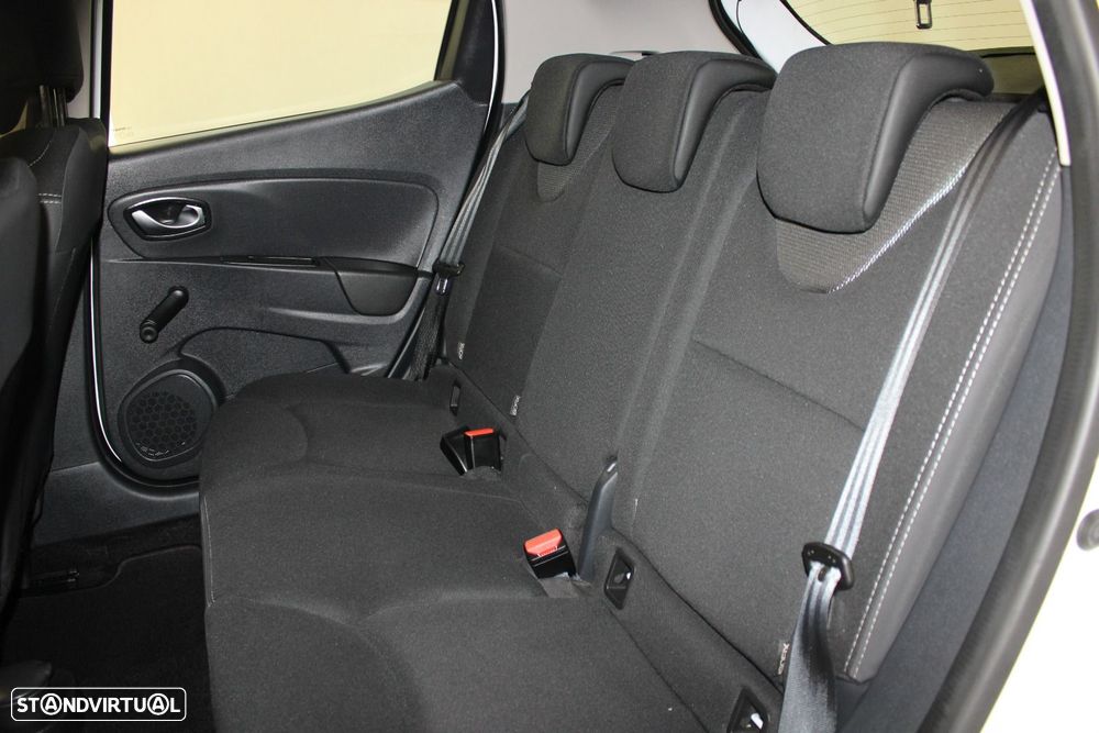 Renault Clio 1.5 dCi Zen — fotografia 21