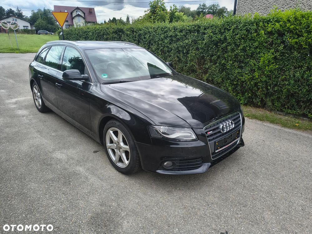 Audi A4 Avant - 22