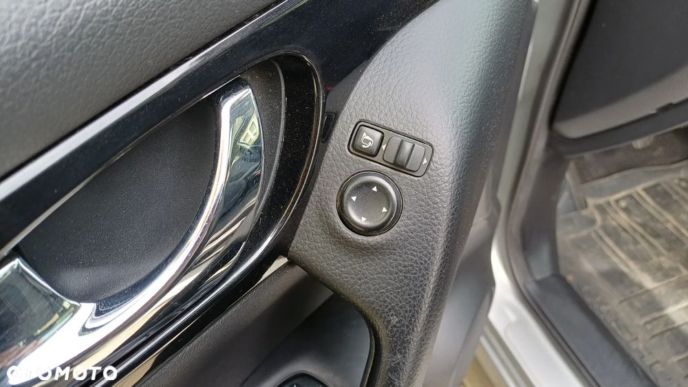 Nissan Qashqai 1.6 DCi ALL-MODE 4x4i TEKNA - 13