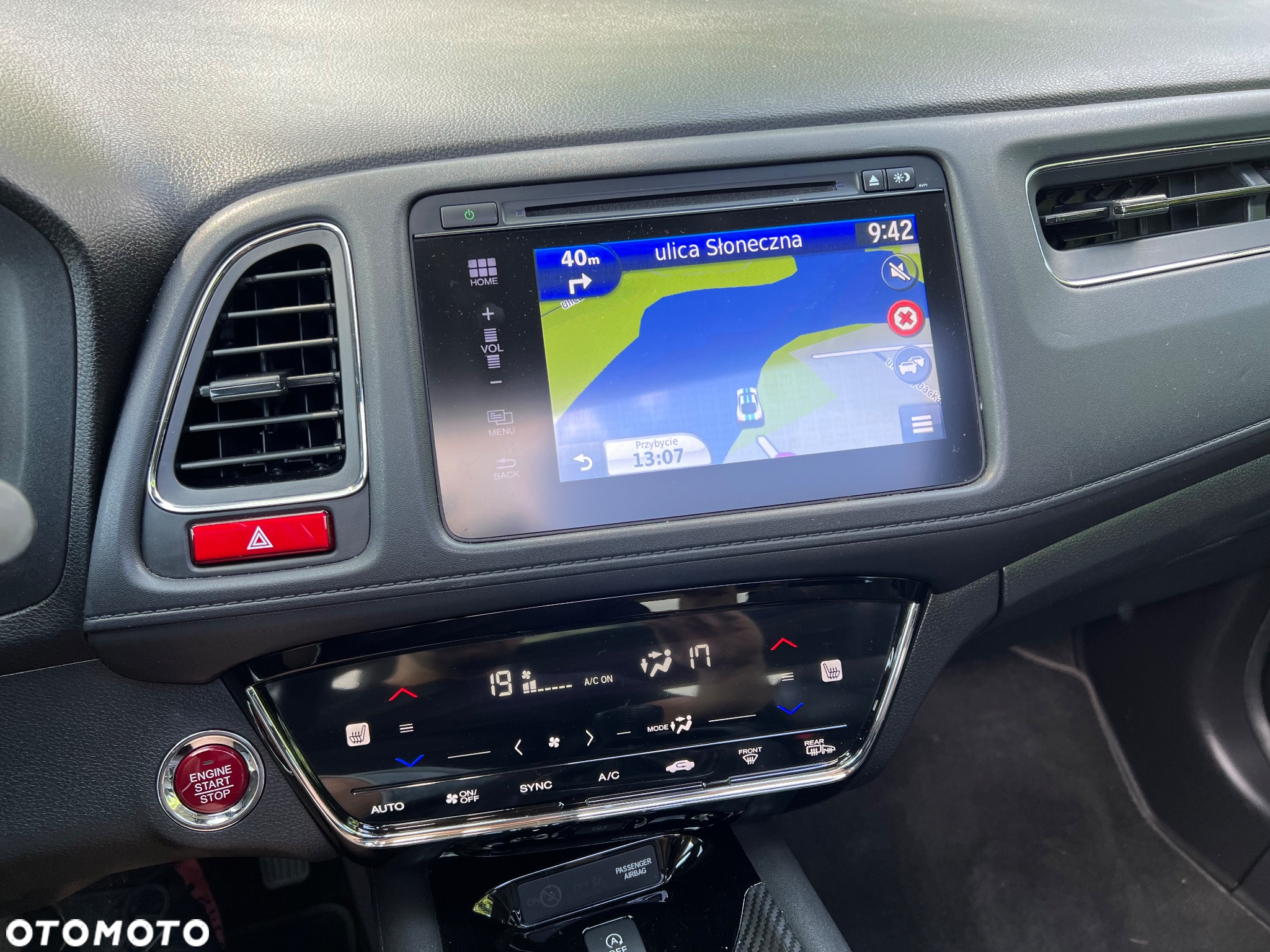 Honda HR-V 1.5 i-VTEC Executive - 17