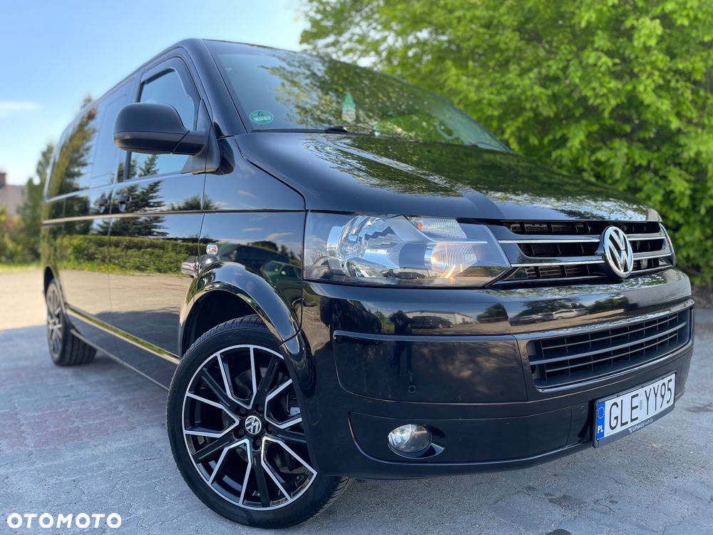 Volkswagen Multivan - 1