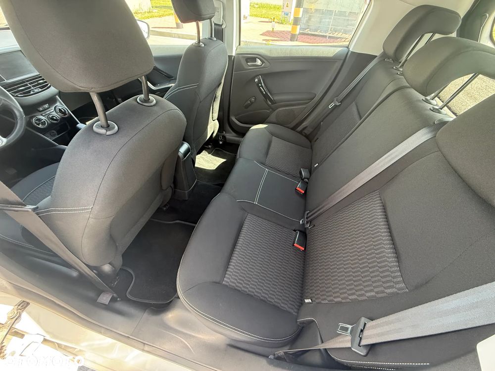 Peugeot 208 PureTech 82 Start & Stop Active - 9
