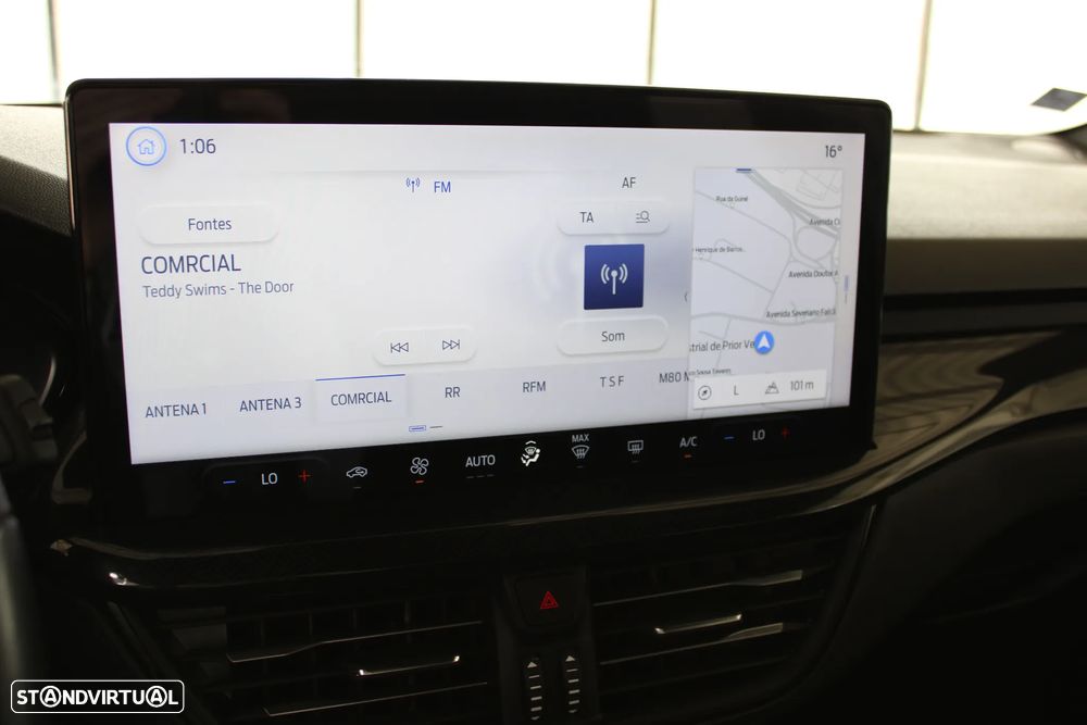 Ford Focus 1.0 EcoBoost MHEV ST-Line - 19