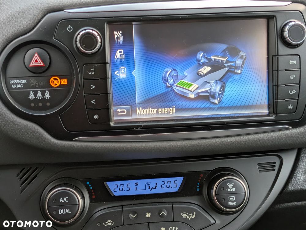Toyota Yaris - 11