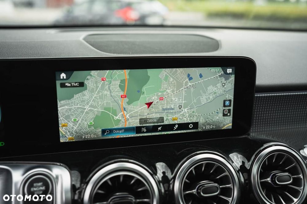 Mercedes-Benz GLB - 20