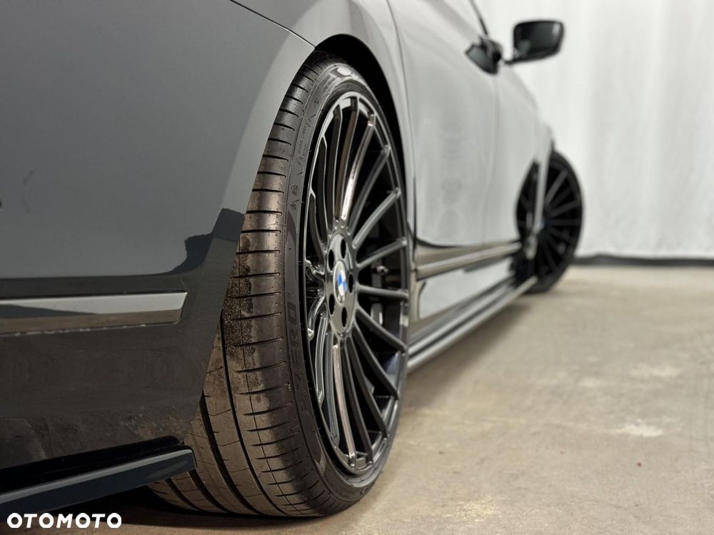 BMW Seria 7 - 11