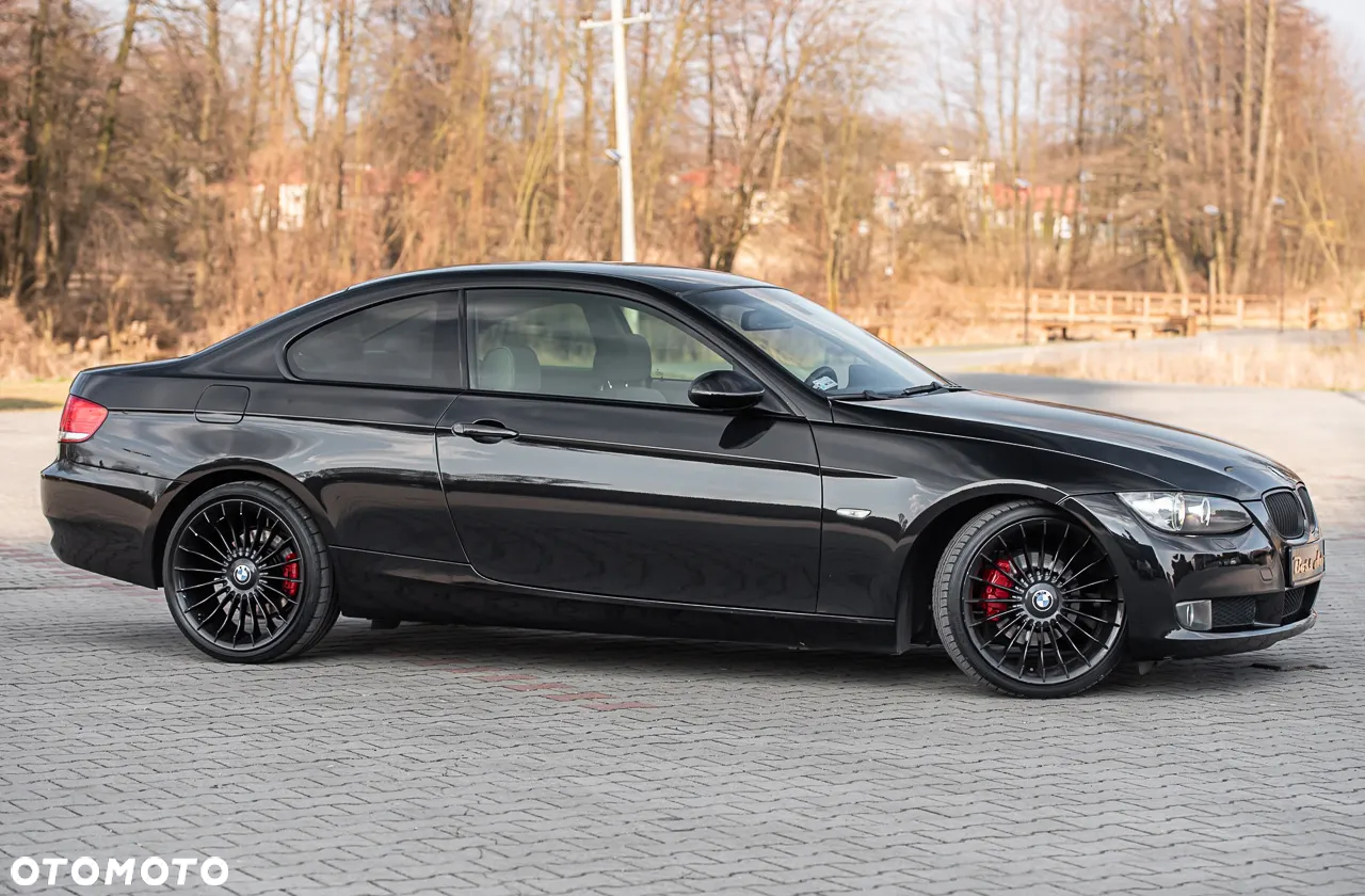 BMW Seria 3 320i Coupe Edition Exclusive - 3