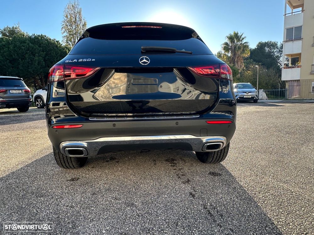 Mercedes-Benz GLA 250 e Style - 4