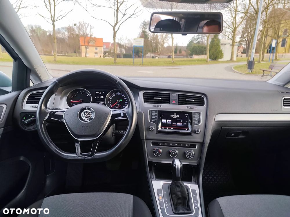 Volkswagen Golf 1.6 BlueTDI DSG Comfortline - 17