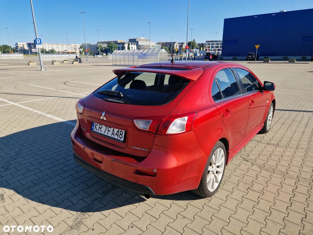 Mitsubishi Lancer 1.8 Intense - 10