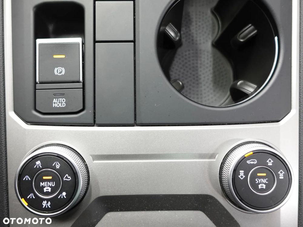 Volkswagen Touareg 4.0 V8 TDI SCR 4Motion Automatik - 34