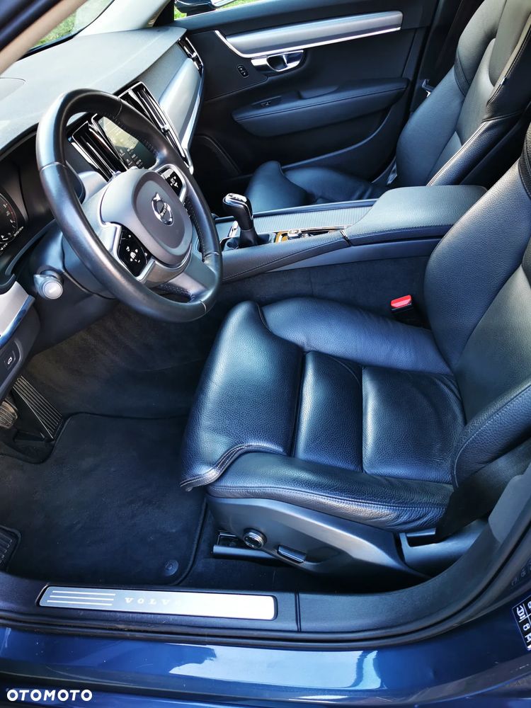 Volvo V90 D3 Momentum Pro - 13