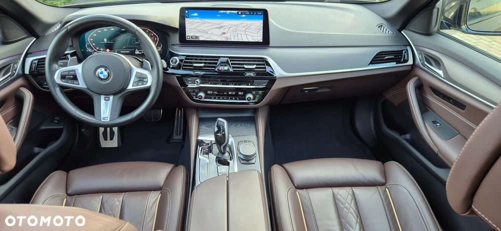 BMW Seria 5 530i xDrive mHEV M Sport sport - 37