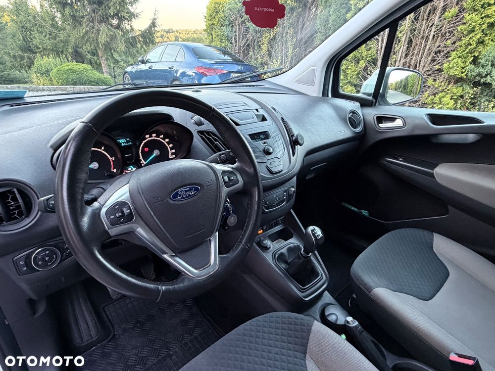 Ford Tourneo Courier 1.5 TDCi Trend - 12