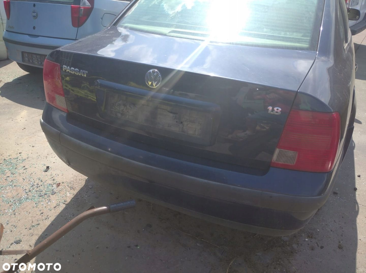 VW PASSAT B5 96- MASKA POKRYWA SILNIKA GRANATOWA LN5Y - 16