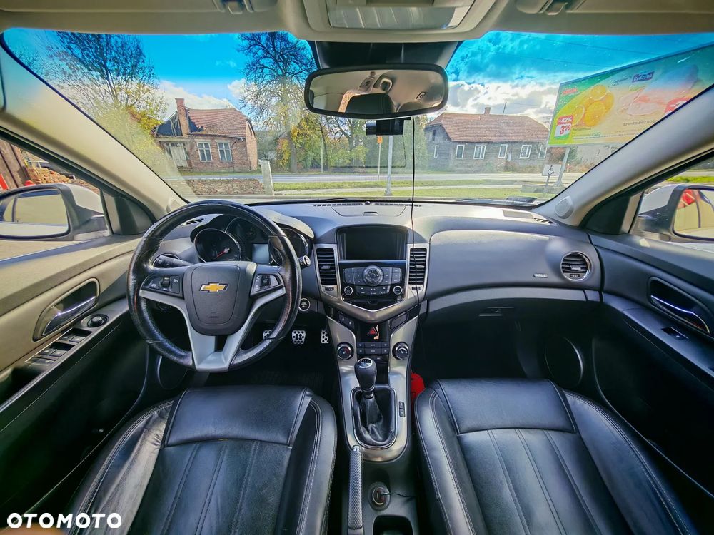 Chevrolet Cruze Station Wagon 1.7TD LT+ - 8