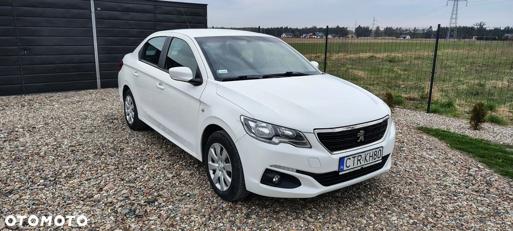 Peugeot 301 - 4
