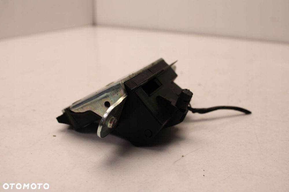 opel corsa e 14r- zamek klapy bagażnika tył tylny 13481535 - 5