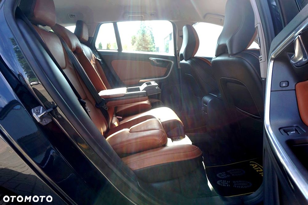 Volvo V60 D4 Drive-E Summum - 36