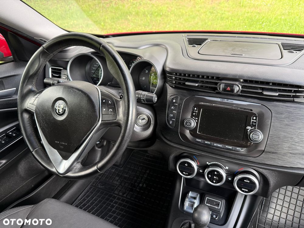 Alfa Romeo Giulietta - 10
